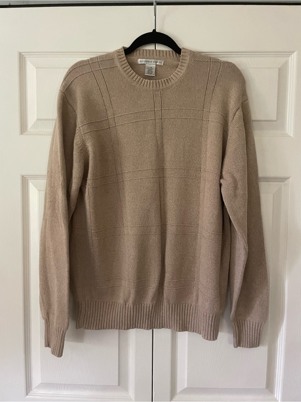 Geoffrey Beene Men's Beige Crewneck Sweater